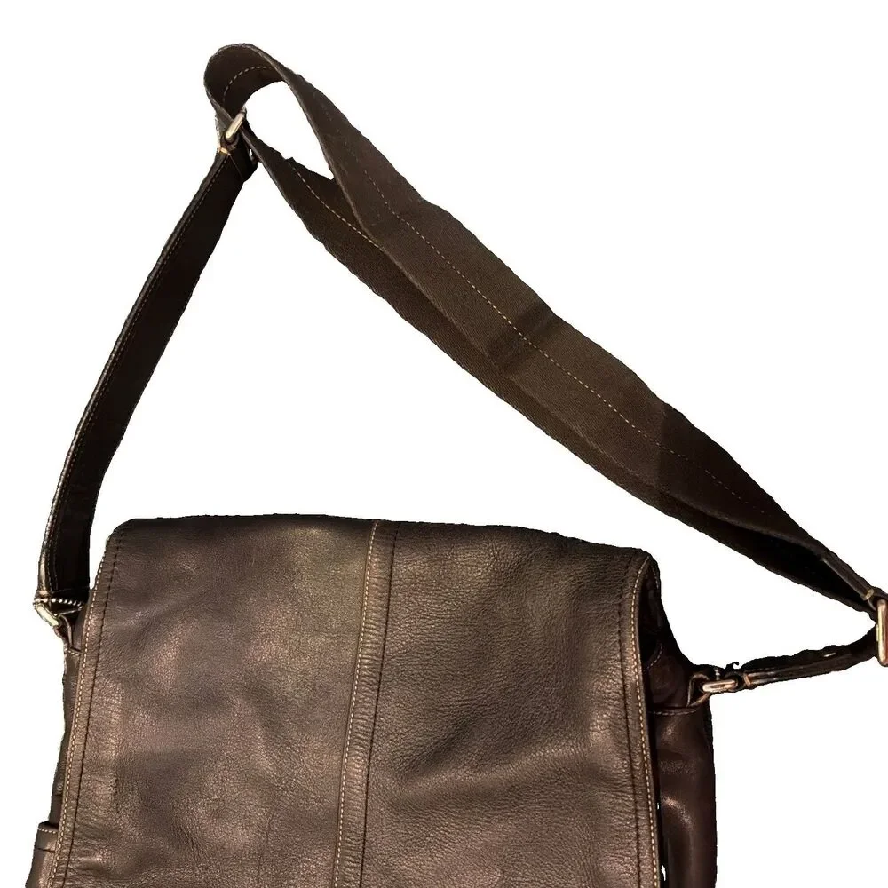 Coach shoulder bag